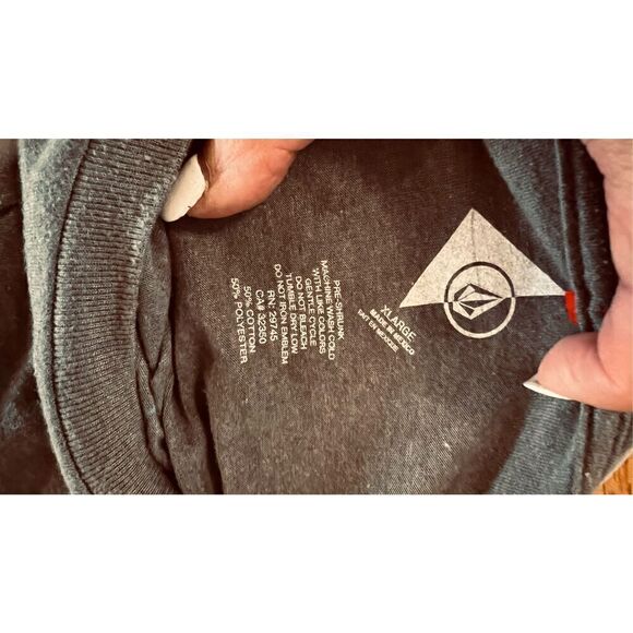 Volcom Mens T Shirt Diamonds Palm Trees Fish Boats Gray SZ XL - Picture 6 of 9